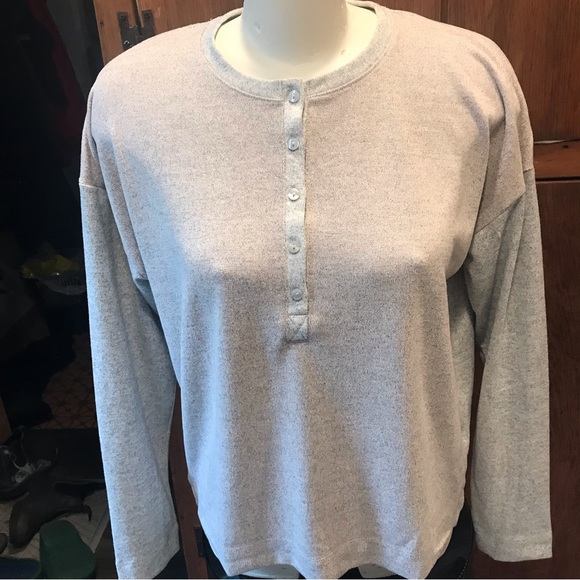 New ! - Reitman’s Soft Pink/Grey Henley Top - Size Medium 🇨🇦 - Picture 1 of 6